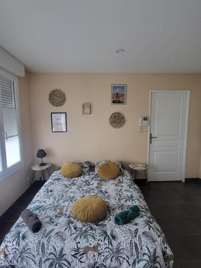 Logement En Hypercentre Dans Une Residence Amiens Ngoại thất bức ảnh